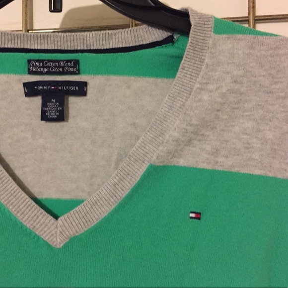 Tommy Hilfiger v neck green and gray sweater - Picture 2 of 3